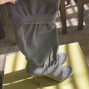 Women’s size 8 Michael Kors boots